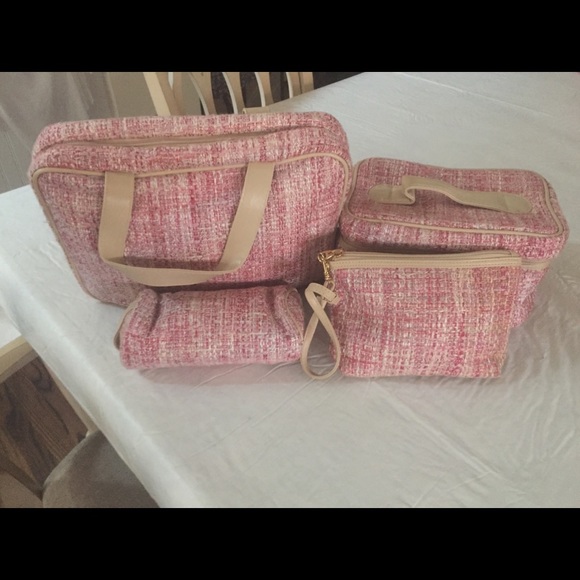 Allegro Handbags - Allegro 4pc Pink Travel Accessory Cosmetics Bag